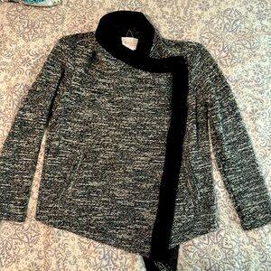 Vince Camuto black and white tweed swing blazer. Great condition. Size XSP